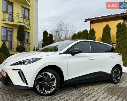 Білий МГ 4, об'ємом двигуна 0 л та пробігом 45 тис. км за 17800 $, фото 11 на Automoto.ua