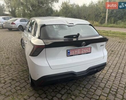 Белый МГ 4, объемом двигателя 0 л и пробегом 10 тыс. км за 17500 $, фото 11 на Automoto.ua
