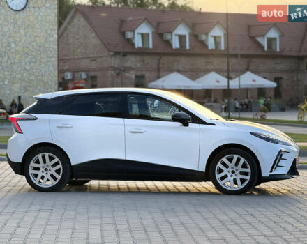 Белый МГ 4, объемом двигателя 0 л и пробегом 30 тыс. км за 18100 $, фото 6 на Automoto.ua