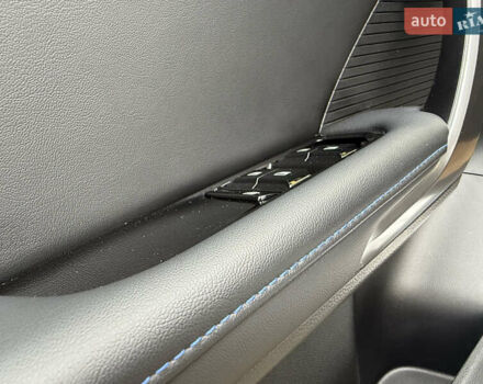 Білий МГ 4, об'ємом двигуна 0 л та пробігом 45 тис. км за 17800 $, фото 58 на Automoto.ua