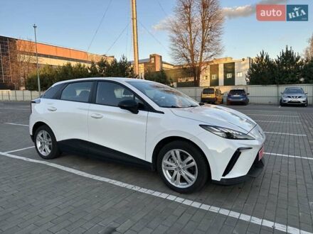 Белый МГ 4, объемом двигателя 0 л и пробегом 20 тыс. км за 15500 $, фото 1 на Automoto.ua