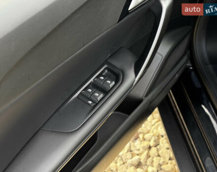 Черный МГ 4, объемом двигателя 0 л и пробегом 46 тыс. км за 15700 $, фото 16 на Automoto.ua