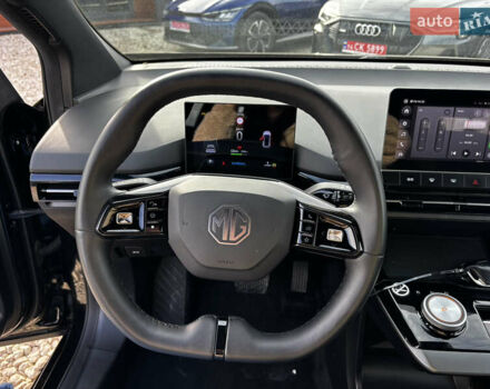 Черный МГ 4, объемом двигателя 0 л и пробегом 46 тыс. км за 15700 $, фото 21 на Automoto.ua