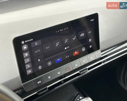 Черный МГ 4, объемом двигателя 0 л и пробегом 46 тыс. км за 15700 $, фото 25 на Automoto.ua