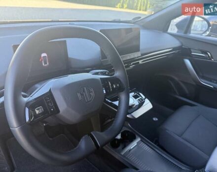 Черный МГ 4, объемом двигателя 0 л и пробегом 17 тыс. км за 16500 $, фото 16 на Automoto.ua