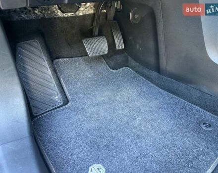 Черный МГ 4, объемом двигателя 0 л и пробегом 17 тыс. км за 16500 $, фото 25 на Automoto.ua