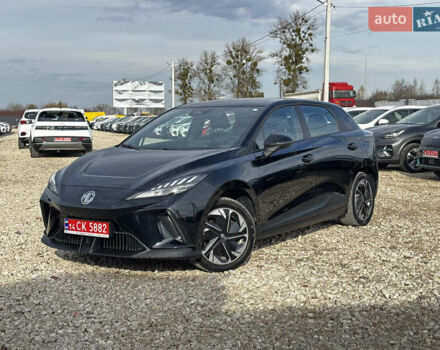 Черный МГ 4, объемом двигателя 0 л и пробегом 46 тыс. км за 15700 $, фото 5 на Automoto.ua