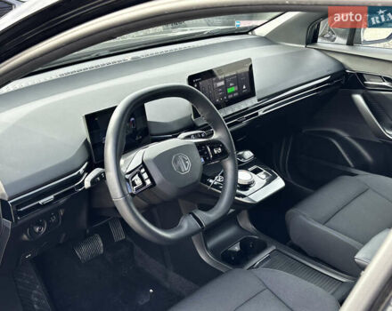 Черный МГ 4, объемом двигателя 0 л и пробегом 46 тыс. км за 15700 $, фото 19 на Automoto.ua