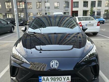 Черный МГ 4, объемом двигателя 0 л и пробегом 93 тыс. км за 17500 $, фото 1 на Automoto.ua