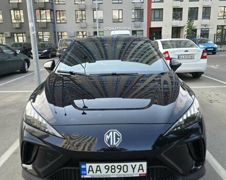 Чорний МГ 4, об'ємом двигуна 0 л та пробігом 93 тис. км за 17500 $, фото 1 на Automoto.ua