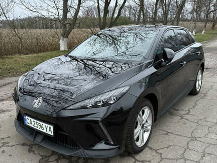 Черный МГ 4, объемом двигателя 0 л и пробегом 70 тыс. км за 16500 $, фото 1 на Automoto.ua