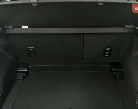 МГ 4, объемом двигателя 0 л и пробегом 0 тыс. км за 24179 $, фото 14 на Automoto.ua