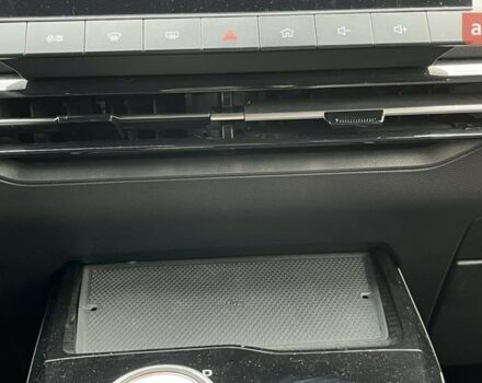 МГ 4, объемом двигателя 0 л и пробегом 0 тыс. км за 23979 $, фото 13 на Automoto.ua