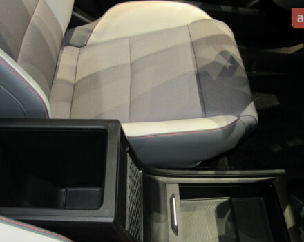 купити нове авто МГ 4 2023 року від офіційного дилера Автоцентр AUTO.RIA МГ фото