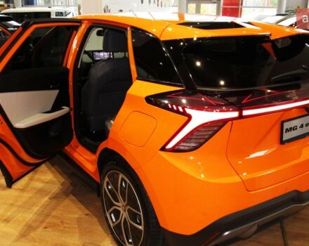 купити нове авто МГ 4 2023 року від офіційного дилера Автоцентр AUTO.RIA МГ фото