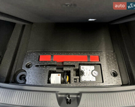 Зеленый МГ 4, объемом двигателя 0 л и пробегом 1 тыс. км за 33151 $, фото 21 на Automoto.ua