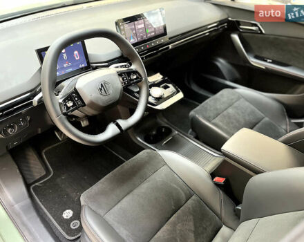 Зеленый МГ 4, объемом двигателя 0 л и пробегом 1 тыс. км за 33151 $, фото 7 на Automoto.ua