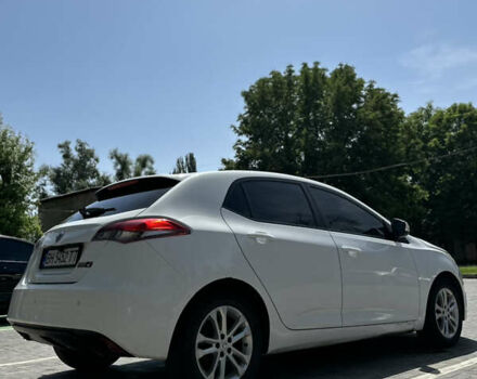 Белый МГ 5, объемом двигателя 1.5 л и пробегом 138 тыс. км за 5000 $, фото 3 на Automoto.ua