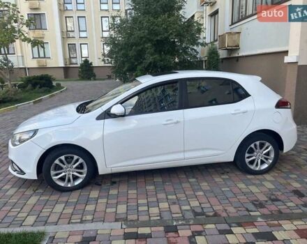 Белый МГ 5, объемом двигателя 1.5 л и пробегом 88 тыс. км за 5900 $, фото 9 на Automoto.ua