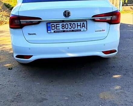 Белый МГ 5, объемом двигателя 1.5 л и пробегом 35 тыс. км за 14500 $, фото 1 на Automoto.ua