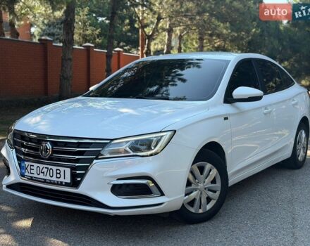 Белый МГ 5, объемом двигателя 1.5 л и пробегом 92 тыс. км за 8999 $, фото 1 на Automoto.ua