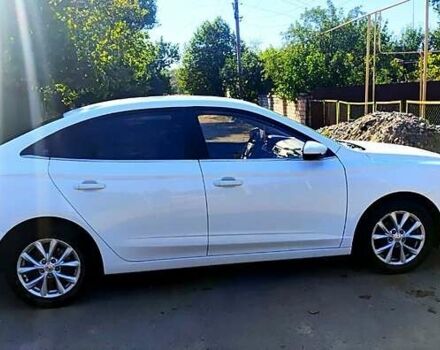 Белый МГ 5, объемом двигателя 1.5 л и пробегом 35 тыс. км за 14500 $, фото 1 на Automoto.ua