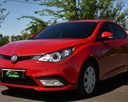 Красный МГ 5, объемом двигателя 1.5 л и пробегом 85 тыс. км за 5999 $, фото 5 на Automoto.ua