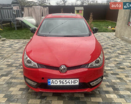 Красный МГ 5, объемом двигателя 1.5 л и пробегом 200 тыс. км за 4250 $, фото 1 на Automoto.ua