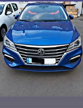 Синий МГ 5, объемом двигателя 1.5 л и пробегом 110 тыс. км за 10500 $, фото 1 на Automoto.ua