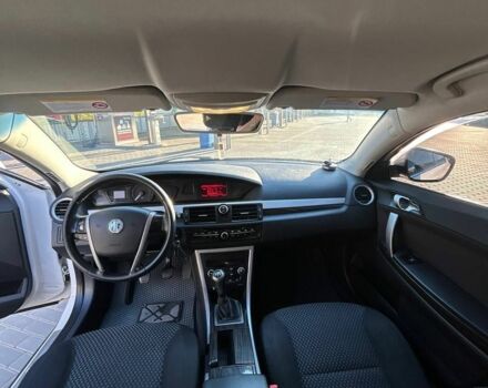 Білий МГ 550, об'ємом двигуна 1.8 л та пробігом 135 тис. км за 7000 $, фото 5 на Automoto.ua