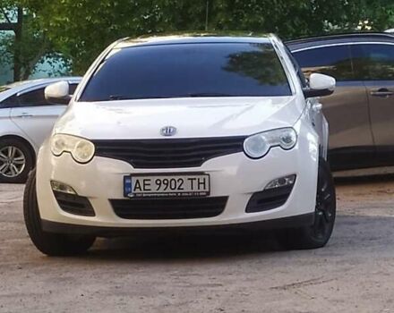 Белый МГ 550, объемом двигателя 1.8 л и пробегом 172 тыс. км за 6500 $, фото 1 на Automoto.ua