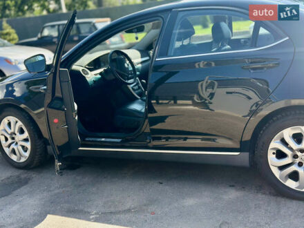 Черный МГ 550, объемом двигателя 1.8 л и пробегом 299 тыс. км за 4000 $, фото 1 на Automoto.ua