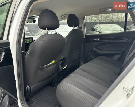 Білий МГ 5 EV, об'ємом двигуна 0 л та пробігом 29 тис. км за 15900 $, фото 38 на Automoto.ua