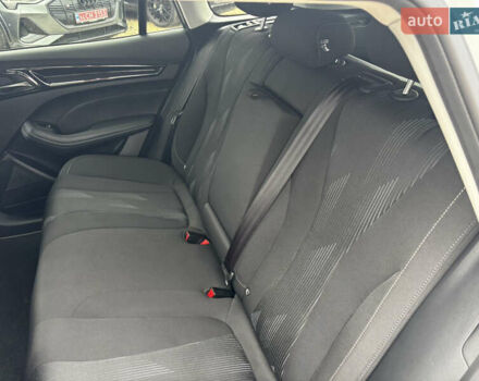 Білий МГ 5 EV, об'ємом двигуна 0 л та пробігом 29 тис. км за 15900 $, фото 39 на Automoto.ua