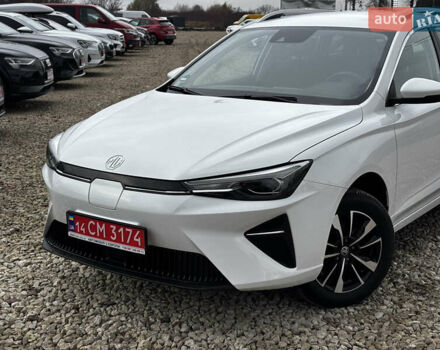 Білий МГ 5 EV, об'ємом двигуна 0 л та пробігом 29 тис. км за 15900 $, фото 9 на Automoto.ua