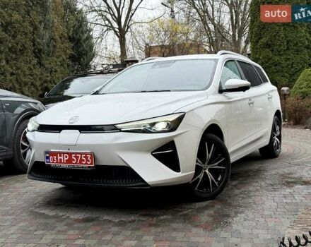 Белый МГ 5 EV, объемом двигателя 0 л и пробегом 23 тыс. км за 17800 $, фото 2 на Automoto.ua