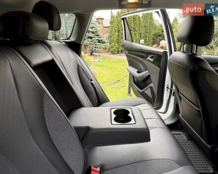 Белый МГ 5 EV, объемом двигателя 0 л и пробегом 23 тыс. км за 17800 $, фото 55 на Automoto.ua