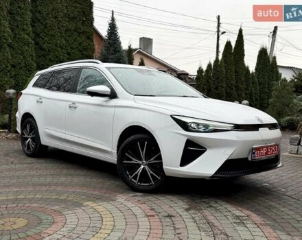 Белый МГ 5 EV, объемом двигателя 0 л и пробегом 23 тыс. км за 17800 $, фото 5 на Automoto.ua