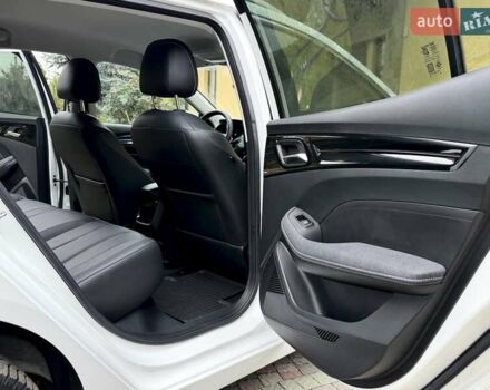 Белый МГ 5 EV, объемом двигателя 0 л и пробегом 23 тыс. км за 17800 $, фото 48 на Automoto.ua