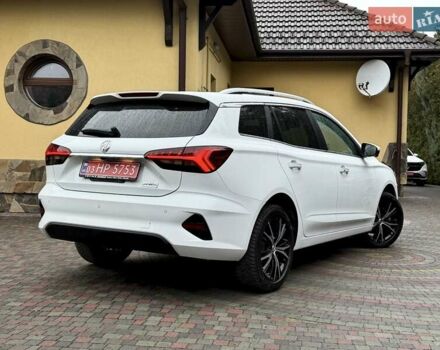 Белый МГ 5 EV, объемом двигателя 0 л и пробегом 23 тыс. км за 17800 $, фото 10 на Automoto.ua