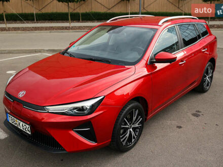 МГ 5 EV 2022 в Мукачеве на Automoto.ua Красный МГ 5 EV, объемом двигателя 0 л и пробегом 41 тыс. км за 18700 $, фото 1 на Automoto.ua