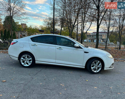 Білий МГ 6, об'ємом двигуна 1.8 л та пробігом 137 тис. км за 6490 $, фото 4 на Automoto.ua