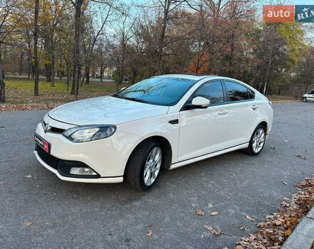 Білий МГ 6, об'ємом двигуна 1.8 л та пробігом 137 тис. км за 6490 $, фото 11 на Automoto.ua
