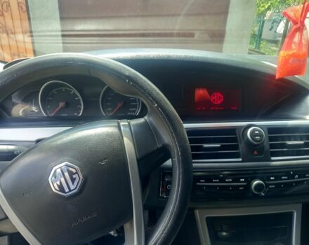 Белый МГ 6, объемом двигателя 1.8 л и пробегом 300 тыс. км за 6800 $, фото 1 на Automoto.ua