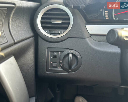 Чорний МГ 6, об'ємом двигуна 1.8 л та пробігом 119 тис. км за 7300 $, фото 18 на Automoto.ua