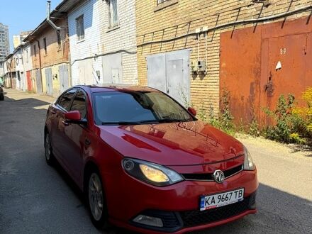 Красный МГ 6, объемом двигателя 1.8 л и пробегом 243 тыс. км за 5350 $, фото 1 на Automoto.ua