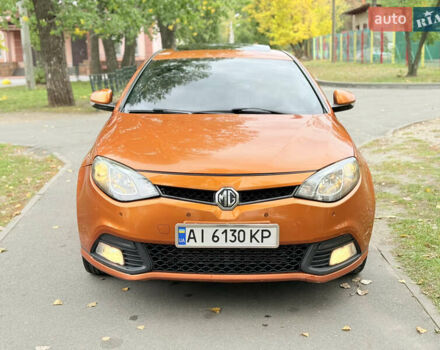 Помаранчевий МГ 6, об'ємом двигуна 1.8 л та пробігом 158 тис. км за 5850 $, фото 32 на Automoto.ua