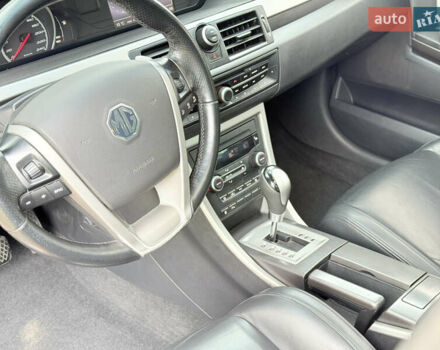 Помаранчевий МГ 6, об'ємом двигуна 1.8 л та пробігом 158 тис. км за 5850 $, фото 40 на Automoto.ua