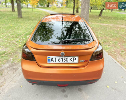 Помаранчевий МГ 6, об'ємом двигуна 1.8 л та пробігом 158 тис. км за 5850 $, фото 25 на Automoto.ua