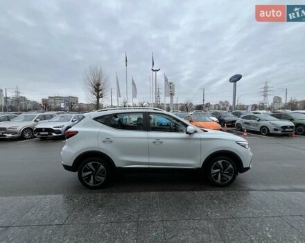 Белый МГ ЗС, объемом двигателя 0 л и пробегом 11 тыс. км за 19859 $, фото 4 на Automoto.ua
